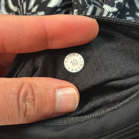 Lululemon Quick Pace Skirt (13") - Picture 5 of 6